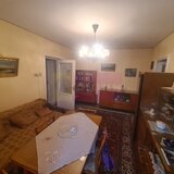 Apartament cu 3 camere de vanzare in Campina - Zona Scoala Centrala